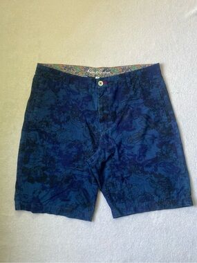 Robert Graham Blue Floral-Print Flat Front Men’s Shorts